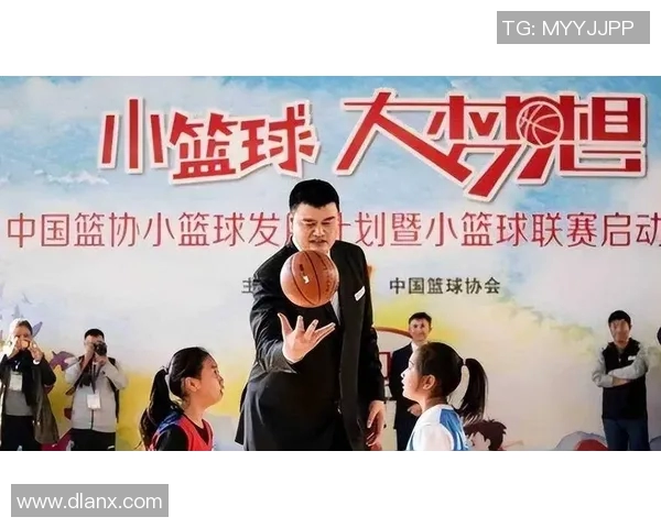 姚明在北京打卡的精彩瞬间与篮球梦想的传承之路 姚明在北京打卡的精彩瞬间与篮球梦想的传承之路