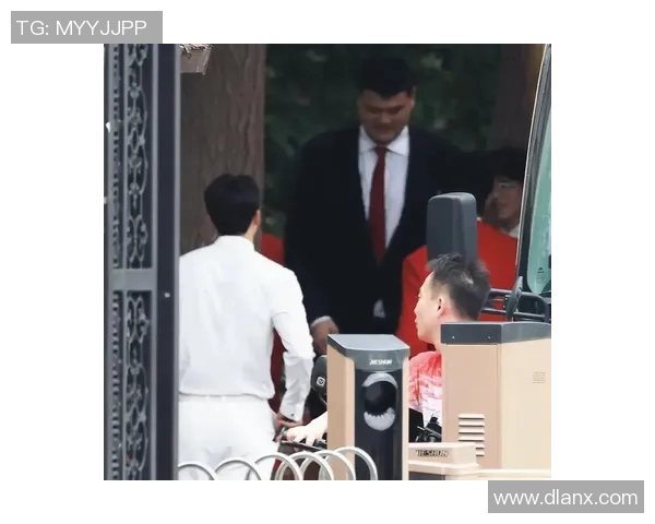 马龙与姚明的偶遇:两位体育巨星的友谊与梦想交汇之旅 马龙与姚明的偶遇:两位体育巨星的友谊与梦想交汇之旅