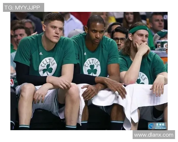 足球明星为何普遍掌握英语能力背后的原因与影响分析